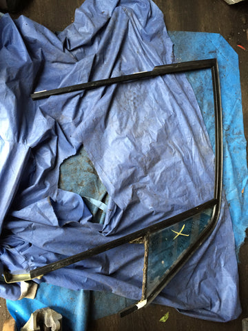 993 Door Glass Window FRAME with vent window Coupe passenger 1995 - 993.542.130.00