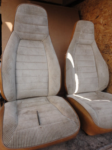 911 SC SEATS Pair European Fabric corduroy beige and camel viny back right 1982 manual right small tear depicted in photo -